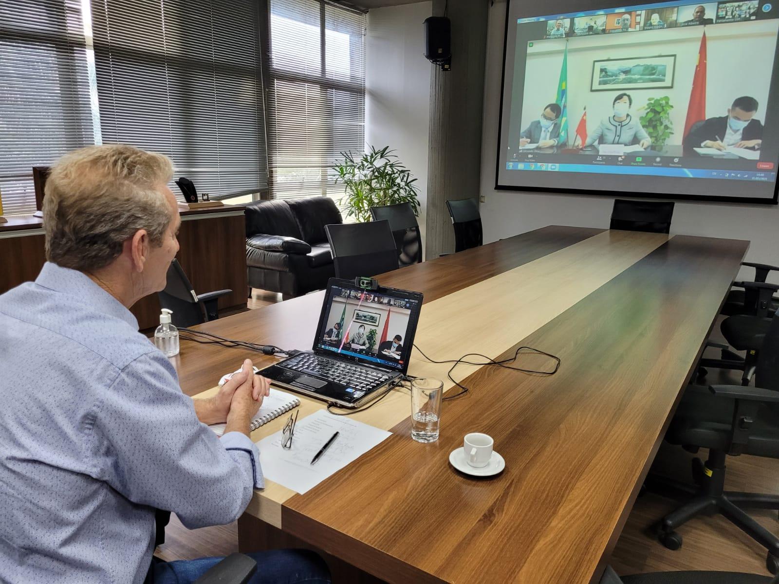 Unipontal faz reunião com consolados da China, Itália e Suécia Unipontal faz reunião com consolados da China, Itália e Suécia