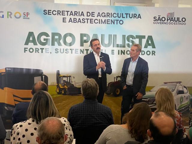 Municípios da Unipontal assinam 42 convênios para aquisição de maquinários e equipamentos agrícolas Municípios da Unipontal assinam 42 convênios para aquisição de maquinários e equipamentos agrícolas
