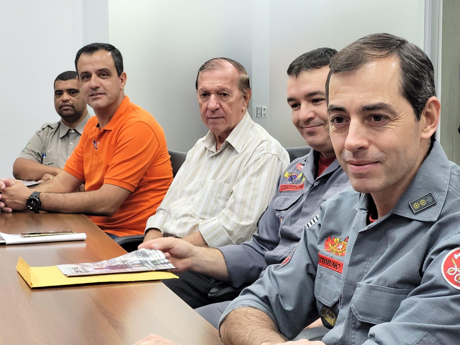 Unipontal recebe deputado estadual Coronel Nishikawa