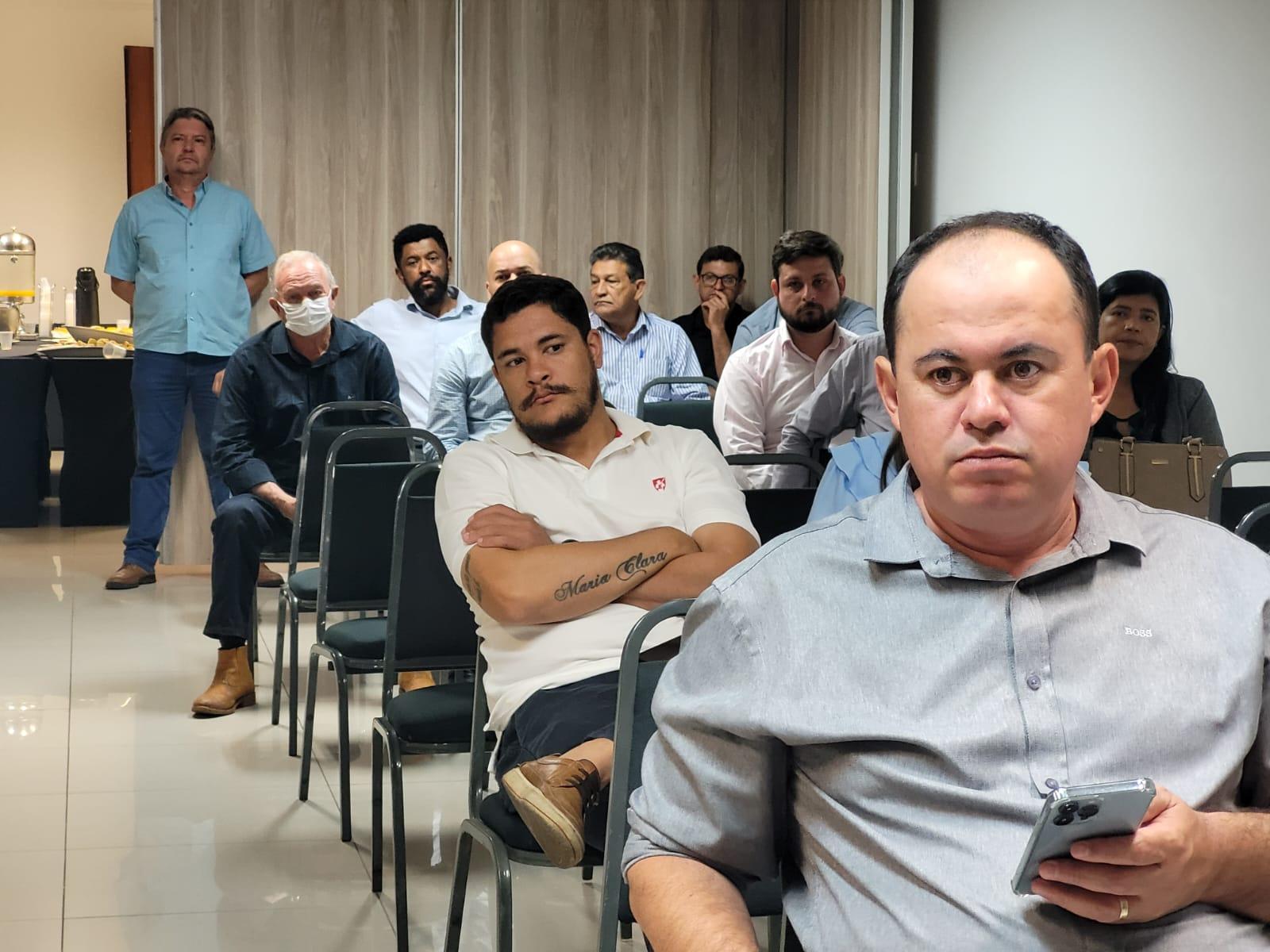 Unipontal apresenta Reivindicações a candidatos