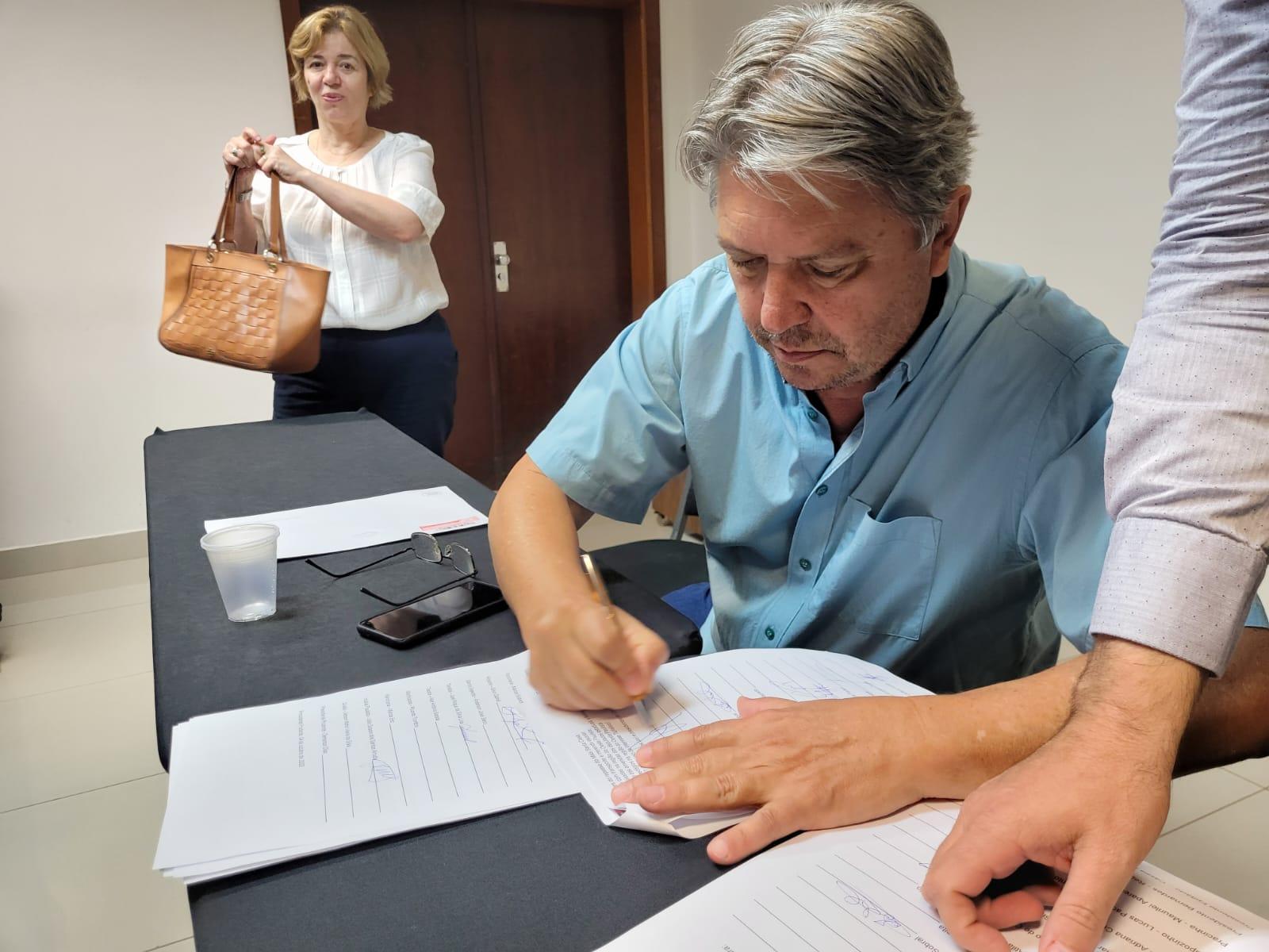 Unipontal apresenta Reivindicações a candidatos