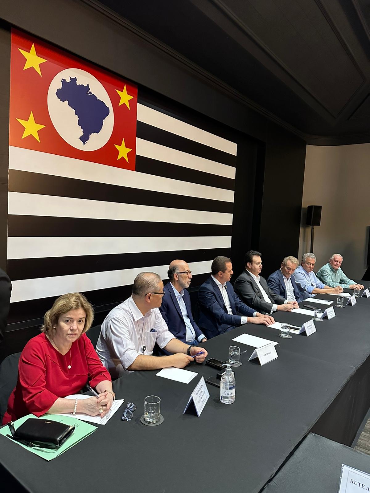 Unipontal se reúne com secretarios Kassab, Eleuzes e Rubens Cury