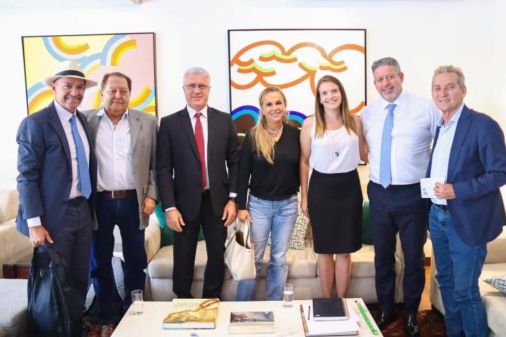 Ed Thomas e mais 43 representantes da região embarcam domingo para XXIV Marcha a Brasília