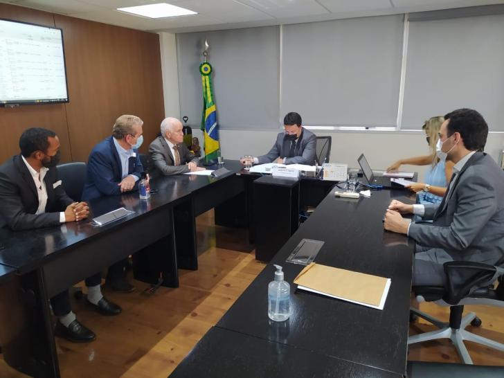 Ed Thomas participa de reunião com presidente do FNDE