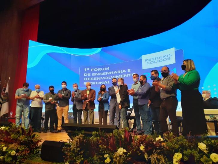 Prefeitos da Unipontal participam de evento promovido pelo Crea-SP