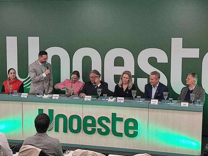 Presidente da Unipontal, Ed Thomas e deputado estadual Mauro Bragato prestigiam inauguração do campus Unoeste em Jaú