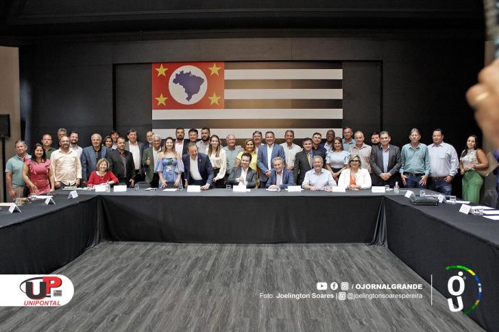Secretário Estadual de Governo Recebe Prefeitos da UNIPONTAL