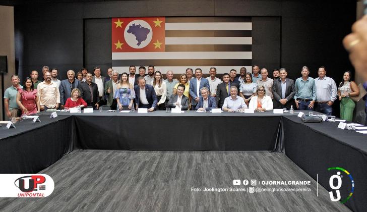 Secretário Estadual de Governo Recebe Prefeitos da UNIPONTAL
