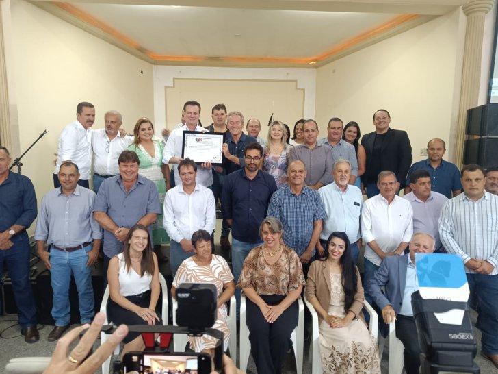 Unipontal homenageia secretários Kassab e Piai