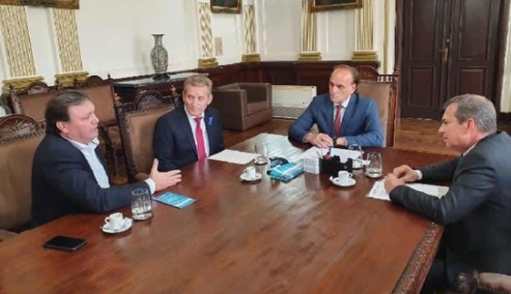 PRESIDENTE DA UNIPONTAL TRATA SOBRE A REGULARIZAÇÃO FUNDIÁRIA NA SECRETARIA DE JUSTIÇA DO ESTADO