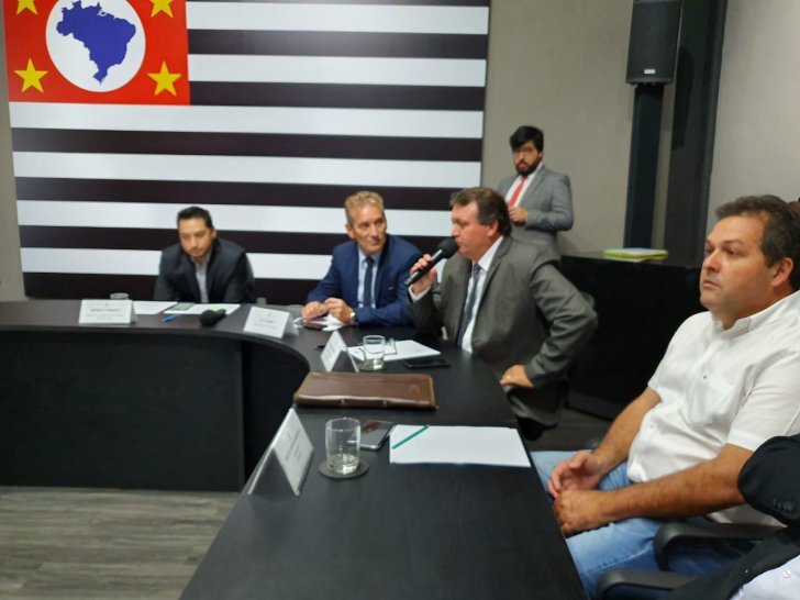 UNIPONTAL PROMOVE REUNIÃO COM SECRETÁRIO DE DESENVOLVIMENTO REGIONAL